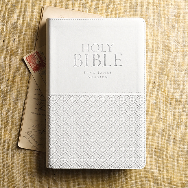KJV Holy Bible, LuxLeather, White Bible