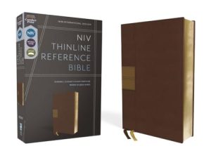 NIV, Thinline Reference Bible (Deep Study at a Portable Size), Leathersoft, Brown, Red Letter, Comfort Print|Hardcover